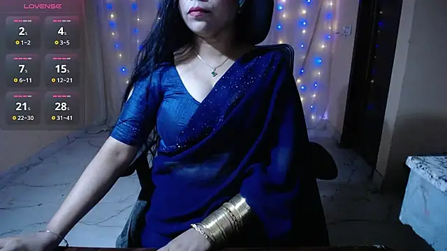 Snapshot of Divvya_ chatting on 17, 4, 2026 Divvya online show from 17, 4, 2026