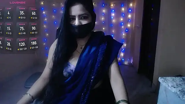Snapshot of Divvya_ chatting on 30, 4, 2026 Divvya online show from 30, 4, 2026
