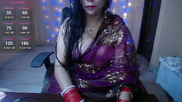 Snapshot of Divvya_ chatting on 8, 5, 2026 Divvya online show from 8, 5, 2026
