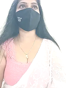 Snapshot of shivani27 chatting on 1, 5, 2026 shivani27 online show from 1, 5, 2026