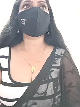 Snapshot of shivani27 chatting on 27, 5, 2026 shivani27 online show from 27, 5, 2026