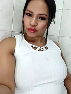 Snapshot of AntonelaMorriz chatting on 16, 5, 2026 AntonelaMorriz online show from 16, 5, 2026