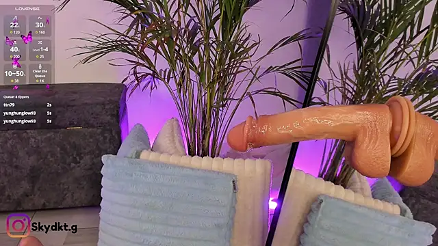 Sky Dark7 online show from 20, 9, 2025