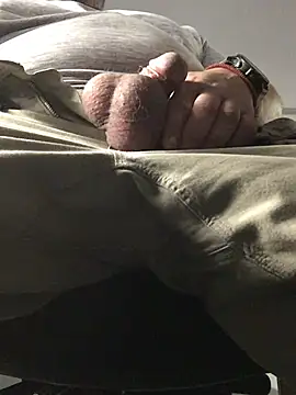 Snapshot of Malesub-84 chatting on 19, 5, 2026 Malesub-84 online show from 19, 5, 2026