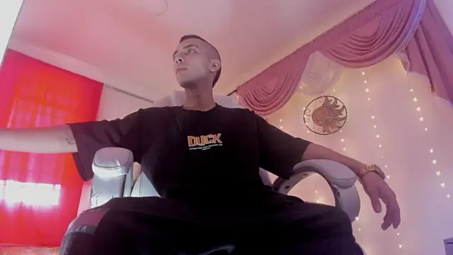 Dereck Boy8 online show from 29, 9, 2025