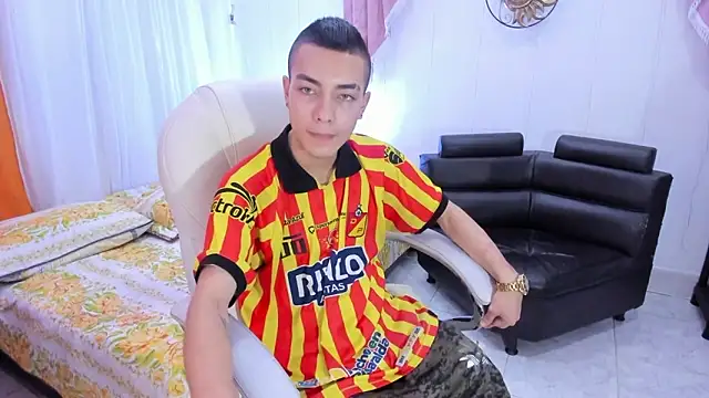 Dereck Boy8 online show from 21, 10, 2025