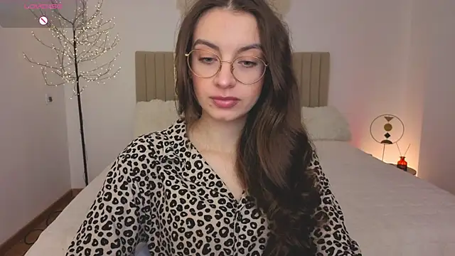 Snapshot of Real_cutie1 chatting on 30, 4, 2026 Real cutie1 online show from 30, 4, 2026