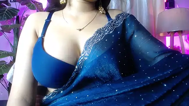 kiara 1122 online show from 24, 7, 2026
