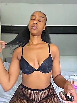 Hazel Dollxx online show from 5, 6, 2026