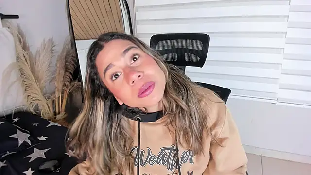 Rachell criss online show from 5, 11, 2025