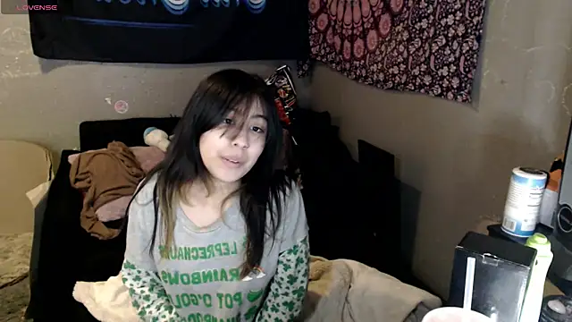 London Ray online show from 3, 11, 2025