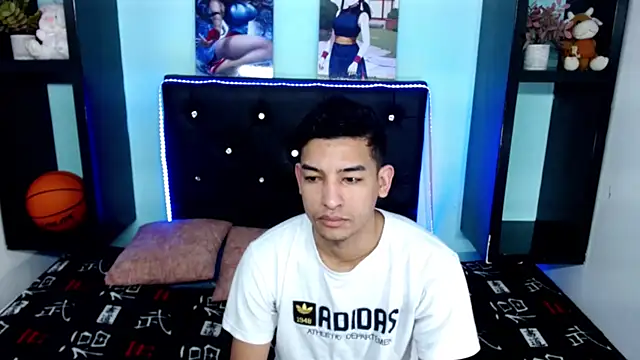 x oliver x online show from 25, 11, 2025