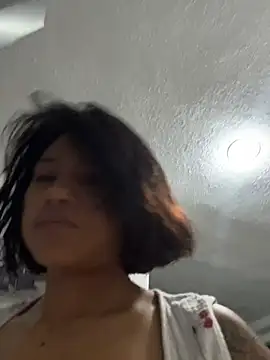 Snapshot of Nia_Desire chatting on 15, 5, 2026 Nia Desire online show from 15, 5, 2026