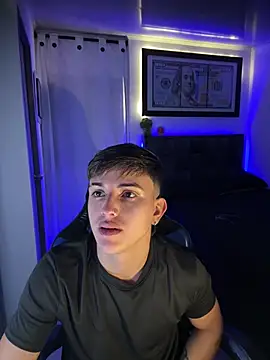 Justin trevor1 online show from 14, 4, 2026