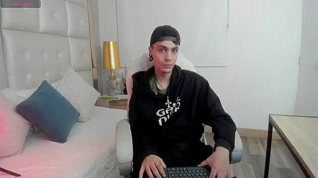 dark sun302 online show from 16, 12, 2025