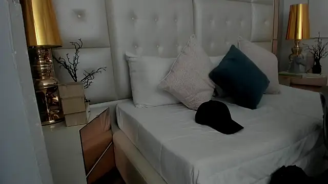 dark sun302 online show from 21, 12, 2025