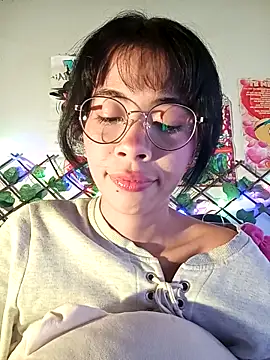 Snapshot of dolliette24 chatting on 10, 5, 2026 dolliette24 online show from 10, 5, 2026