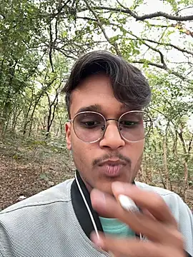 Snapshot of Ishq_ka_raja chatting on 1, 2, 2026 Ishq ka raja online show from 1, 2, 2026