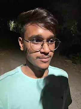 Snapshot of Ishq_ka_raja chatting on 12, 4, 2026 Ishq ka raja online show from 12, 4, 2026