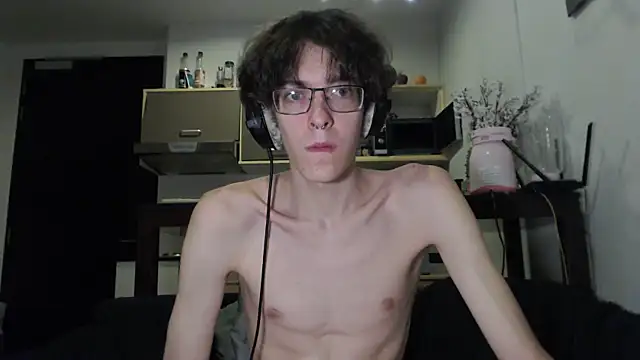 LovesomeCookie online show from 8, 10, 2025