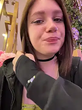 lucy-joy online show from 5, 3, 2026