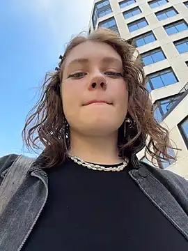 lucy-joy online show from 13, 5, 2026