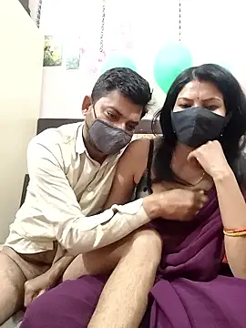 Yourhotsweetgirl online show from 14, 1, 2026