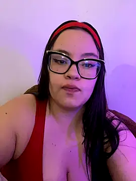 Emily Taylor2 online show from 1, 12, 2025