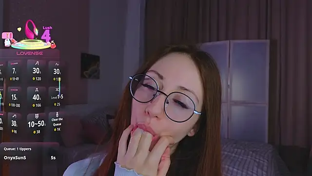 AvrilLeMell online show from 20, 10, 2025