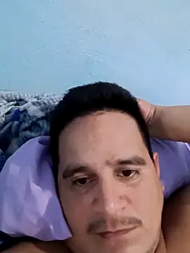 reguetones92 online show from 30, 4, 2026