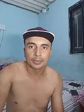 miroqui143 online show from 13, 10, 2025