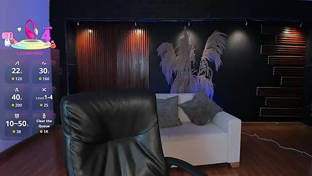 AidaJones online show from 10, 9, 2025