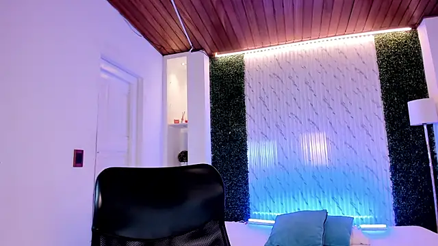 AidaJones online show from 20, 12, 2025