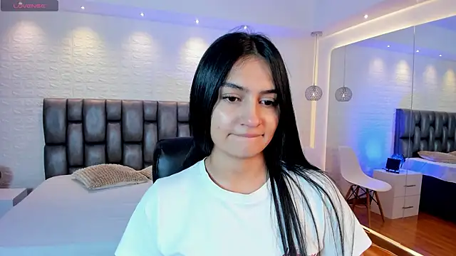 Snapshot of AidaJones chatting on 25, 4, 2026 AidaJones online show from 25, 4, 2026