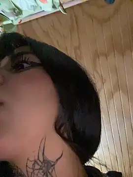 kiittyselenita online show from 1, 4, 2026