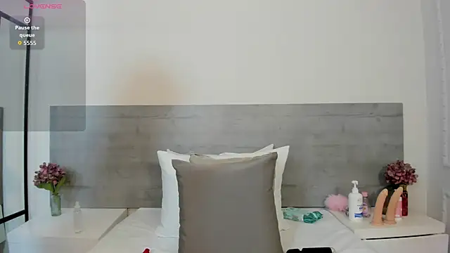 sunnyWhitee online show from 8, 1, 2026