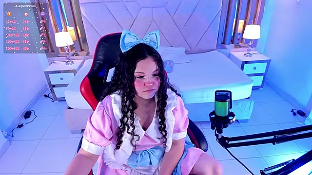 ShylySweet online show from 5, 12, 2025