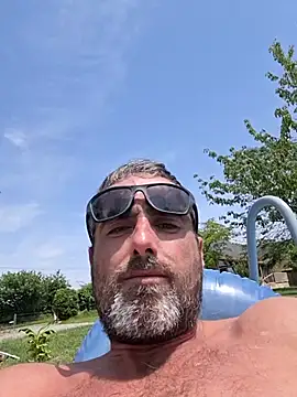 Chouillax online show from 19, 6, 2026