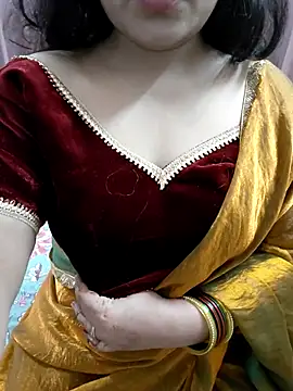 Snapshot of Aavya_007 chatting on 21, 10, 2025 Aavya 007 online show from 21, 10, 2025