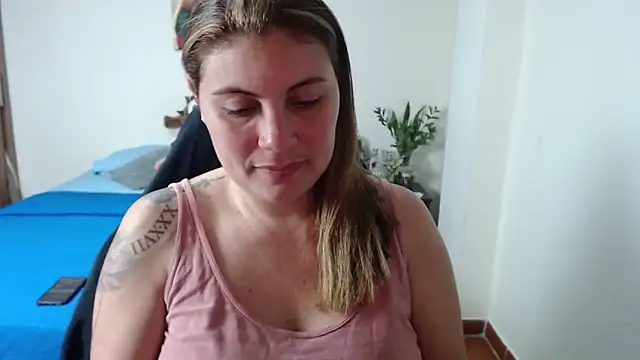 Secret Bella online show from 18, 11, 2025