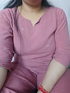Snapshot of roshni_agrawal0 chatting on 27, 5, 2026 roshni agrawal0 online show from 27, 5, 2026