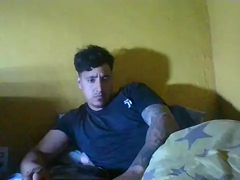 Snapshot of RVJM chatting on 26, 10, 2025 RVJM online show from 26, 10, 2025