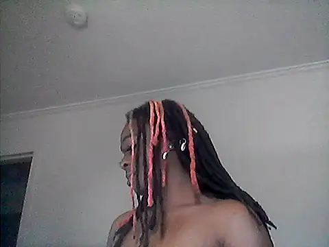 Snapshot of Sunflower_Synns chatting on 14, 9, 2025 Sunflower Synns online show from 14, 9, 2025