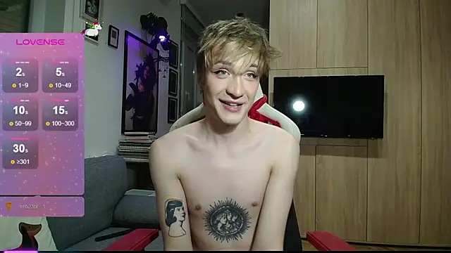 Crystal Valentine online show from 9, 9, 2025