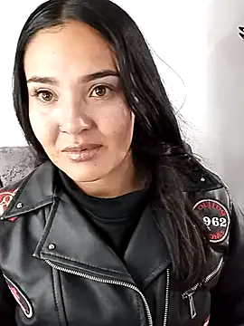 Snapshot of meli__brown chatting on 10, 10, 2025 meli brown online show from 10, 10, 2025