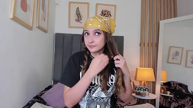 Alice Dickinssonn online show from 14, 2, 2026