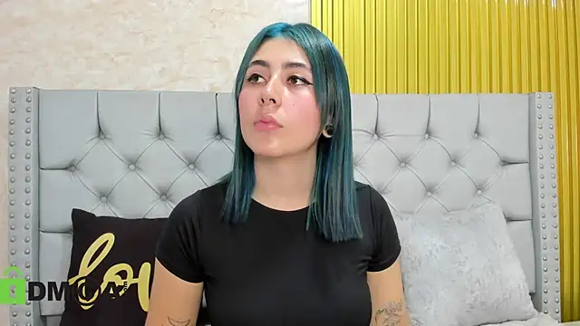 Skarlet 04 online show from 11, 11, 2025