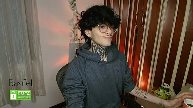 Mihail leroy online show from 19, 9, 2025