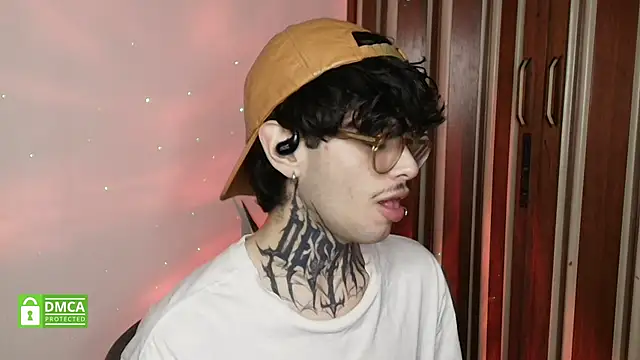 Mihail leroy online show from 5, 2, 2026