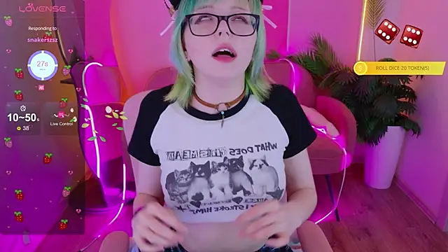 CoralineYoung online show from 9, 4, 2026